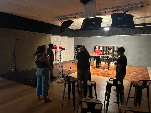 studio img (23)